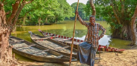 sundarban boatman